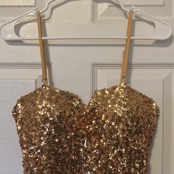 Sparkly Gold Dress - Picture 2 of 3